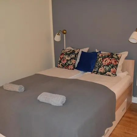 Apartment Ad