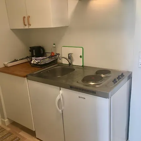 Ad Apartment *