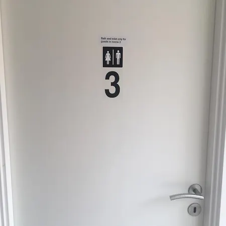 Ad Apartment *