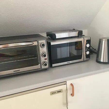 Ad Apartment
